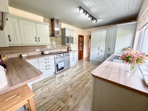 Photo 17- click for photo gallery